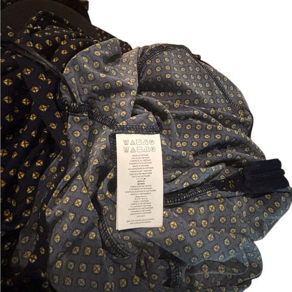 NWOT- MICHAEL Michael Kors - Printed Side-Tie Sleeveless Jumpsuit - Size L - Picture 7 of 7